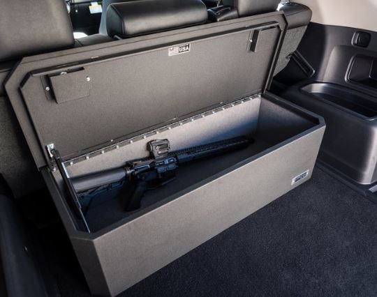 BOSS Strong Box Large Top Loader 7437